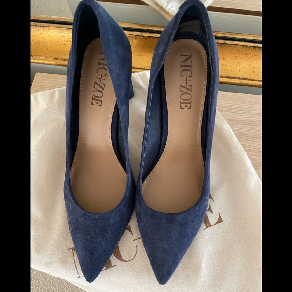 NIC+ZOE Navy Suede Pointed-Toe Pumps